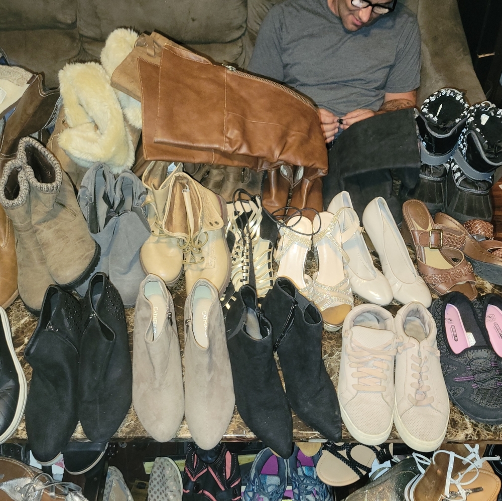 Shoes - Picture 2 of 10